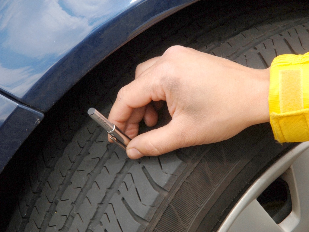 Износ протектора укажет на качественные шины для автомобиля