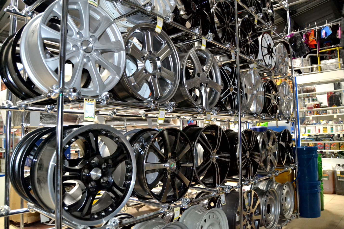Широкий выбор колёсных дисков в магазине koleso-oz